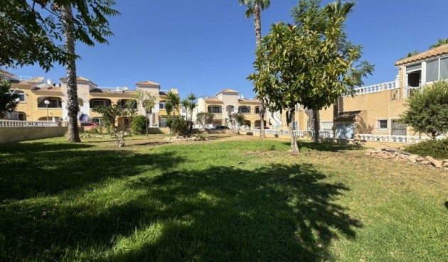 Återförsäljning - Duplex -
Torrevieja - Costa Blanca