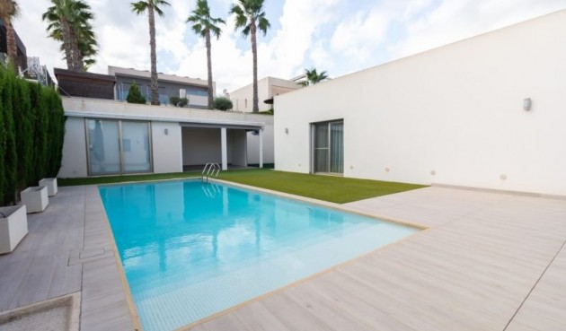 Återförsäljning - Villa -
Benijofar - Costa Blanca