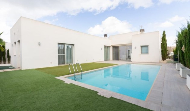 Återförsäljning - Villa -
Benijofar - Costa Blanca