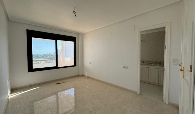 Återförsäljning - Apartment -
Orihuela Costa - Costa Blanca