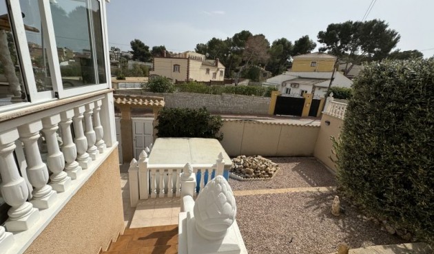 Återförsäljning - Villa -
Torrevieja - Costa Blanca