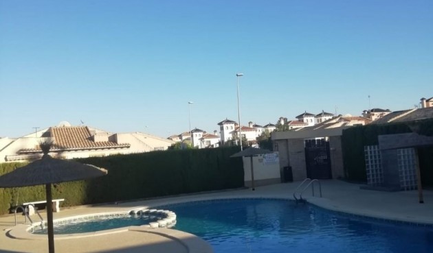 Återförsäljning - Apartment -
Orihuela Costa - Costa Blanca