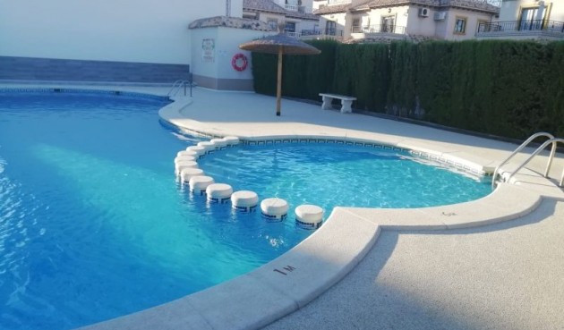 Återförsäljning - Apartment -
Orihuela Costa - Costa Blanca