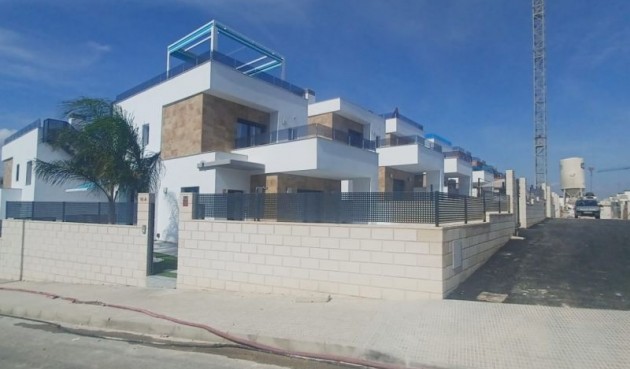 Återförsäljning - Villa -
Benijofar - Costa Blanca