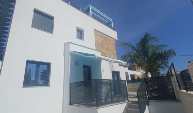 Återförsäljning - Villa -
Benijofar - Costa Blanca