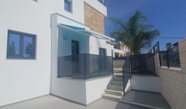 Återförsäljning - Villa -
Benijofar - Costa Blanca