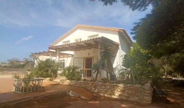 Brukt - Villa -
Orihuela Costa - Costa Blanca