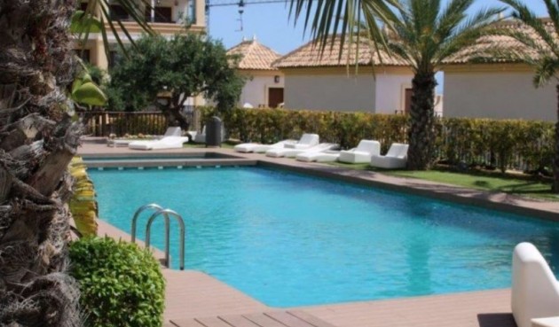 Återförsäljning - Apartment -
Guardamar del Segura - Costa Blanca