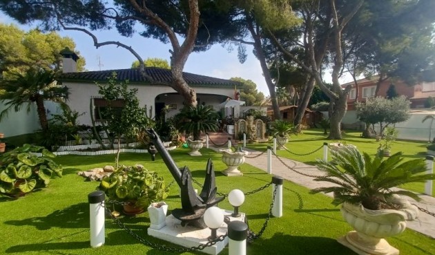 Reventa - Villa -
Orihuela Costa - Costa Blanca