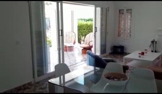 Resale - Villa -
Torrevieja - Costa Blanca