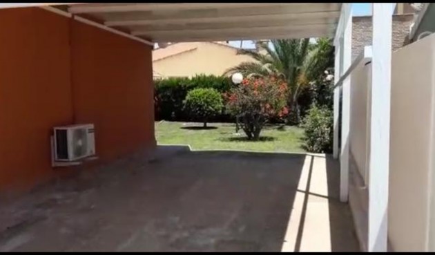 Resale - Villa -
Torrevieja - Costa Blanca