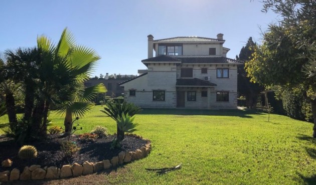 Återförsäljning - Villa -
Orihuela Costa - Costa Blanca