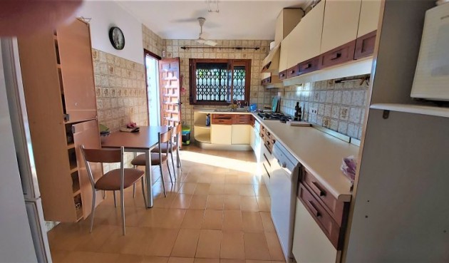 Reventa - Villa -
Torrevieja - Costa Blanca