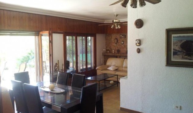 Reventa - Villa -
Campoamor - Costa Blanca