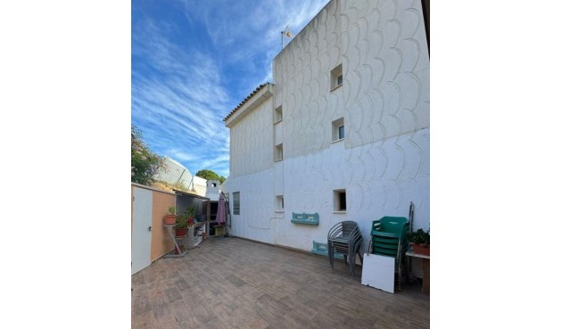 Återförsäljning - Town House -
Polop - Costa Blanca