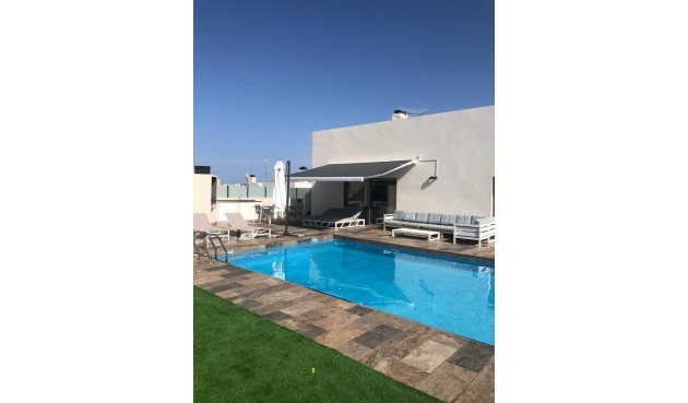 Reventa - Villa -
Orihuela Costa - Costa Blanca