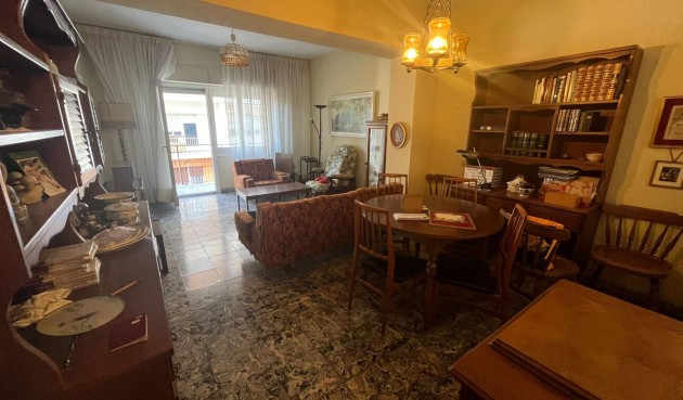 Återförsäljning - Apartment -
Alicante - Centro