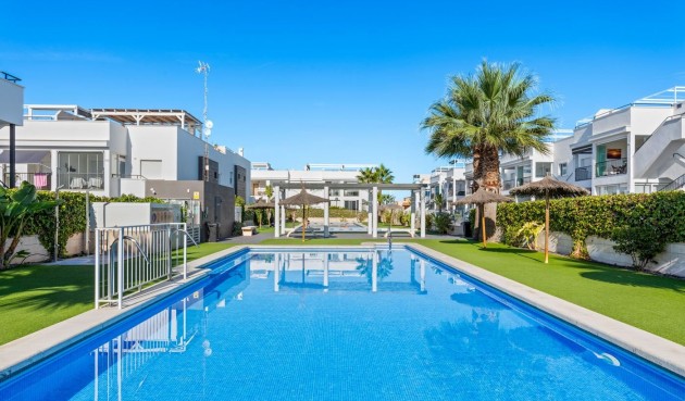 Återförsäljning - Bungalow -
Torrevieja - Costa Blanca