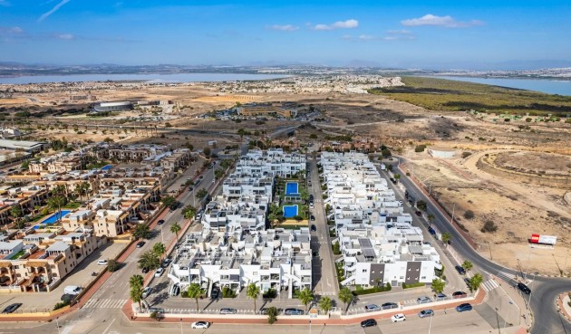 Återförsäljning - Bungalow -
Torrevieja - Costa Blanca