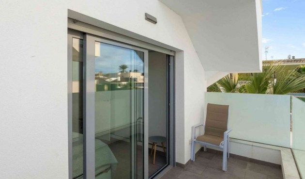 Återförsäljning - Villa -
Los Balcones - Costa Blanca