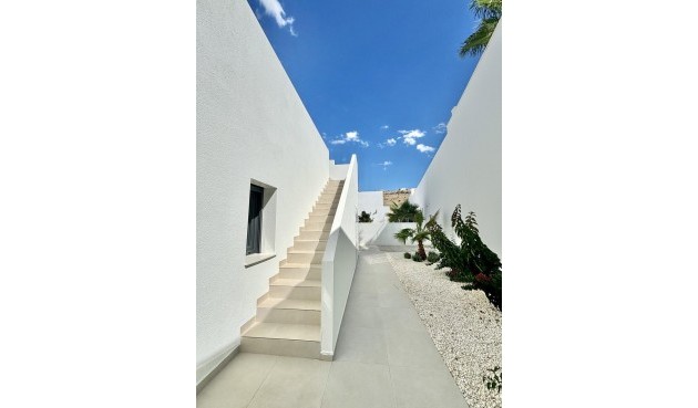 Obra nueva - Villa -
Benijofar