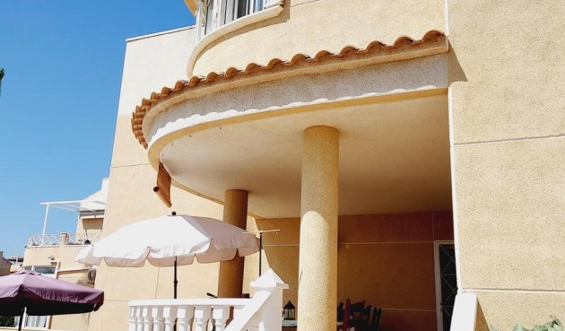 Återförsäljning - Villa -
Torrevieja - BAÑOS DE EUROPA LAS TORRETAS