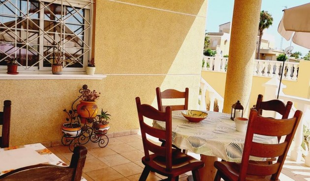 Återförsäljning - Villa -
Torrevieja - BAÑOS DE EUROPA LAS TORRETAS