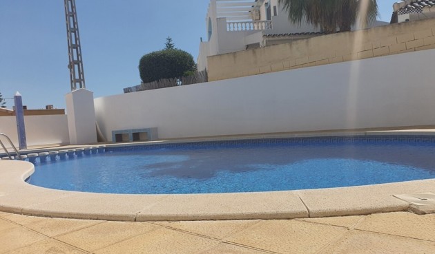 Brukt - Villa -
Los Balcones - Costa Blanca