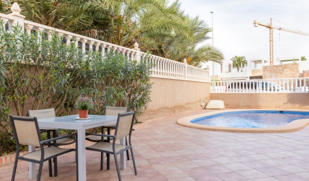 Brukt - Apartment -
Orihuela Costa - Costa Blanca