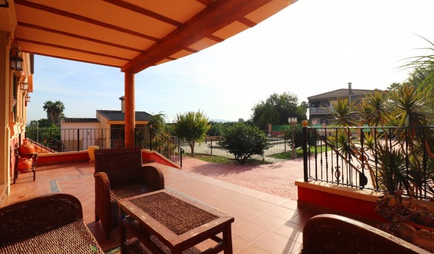 Resale - Villa -
Orihuela - La Campaneta