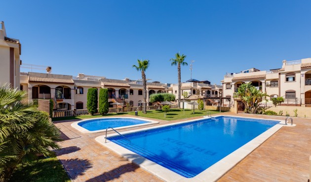 Resale - Bungalow -
Torrevieja - Costa Blanca