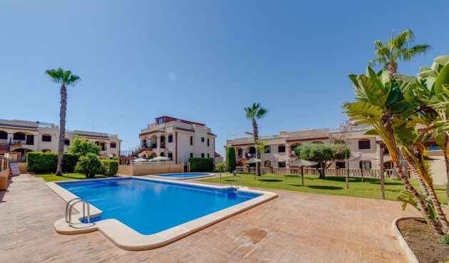 Resale - Bungalow -
Torrevieja - Costa Blanca