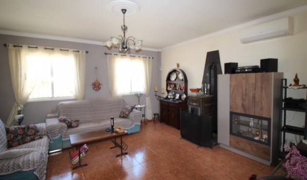 Resale - Villa -
Fortuna - Inland