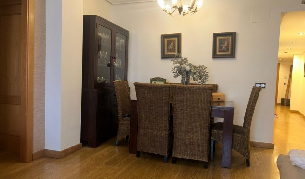 Återförsäljning - Apartment -
Torrevieja - Centro