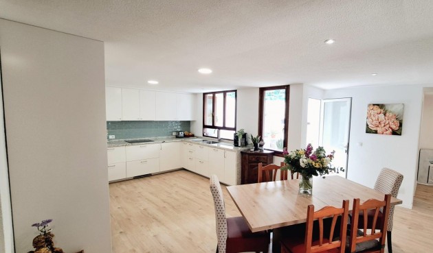 Återförsäljning - Apartment -
Alicante - Centro