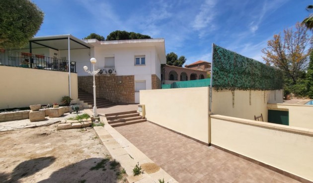 Återförsäljning - Villa -
Alicante - Costa Blanca