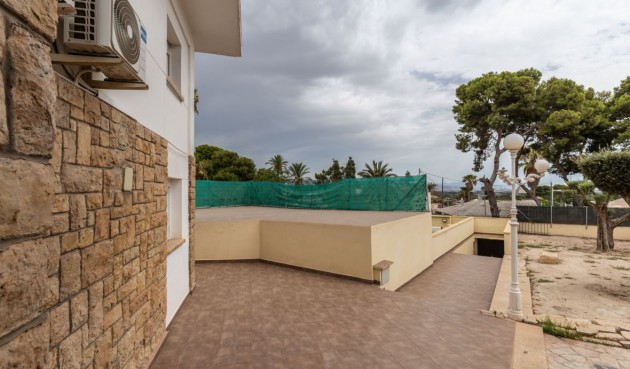 Återförsäljning - Villa -
Alicante - Costa Blanca