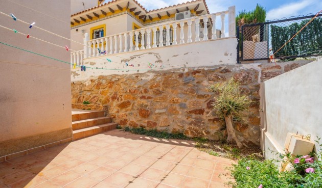 Återförsäljning - Villa -
Orihuela Costa - La Zenia