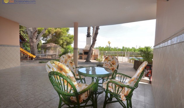 Återförsäljning - Villa -
Torrevieja - Los Balcones