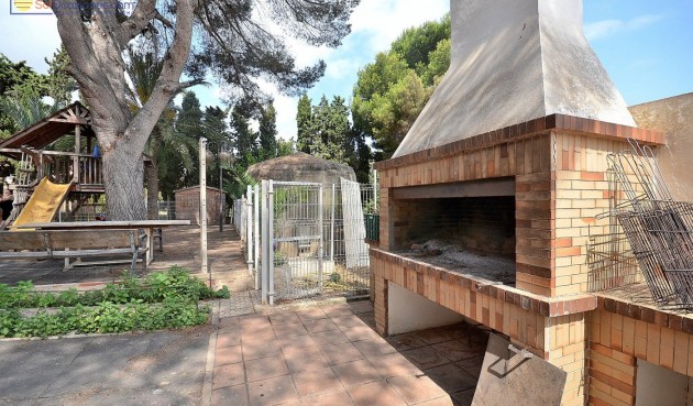 Återförsäljning - Villa -
Torrevieja - Los Balcones