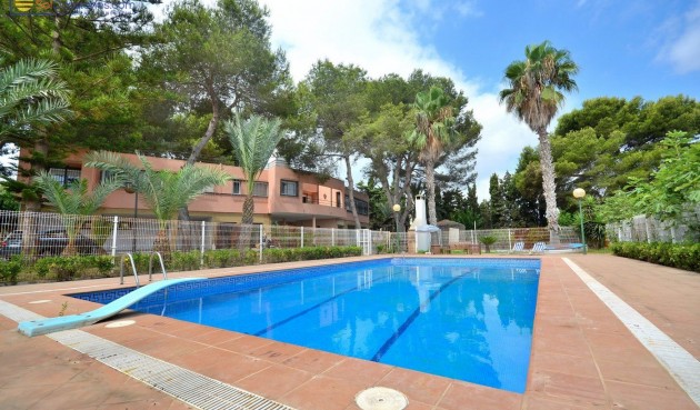 Återförsäljning - Villa -
Torrevieja - Los Balcones