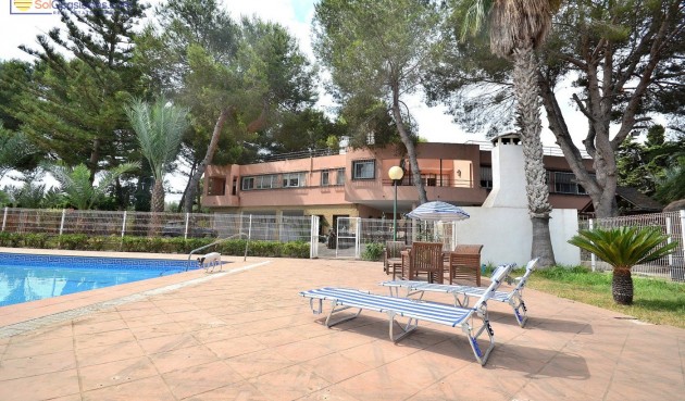 Återförsäljning - Villa -
Torrevieja - Los Balcones