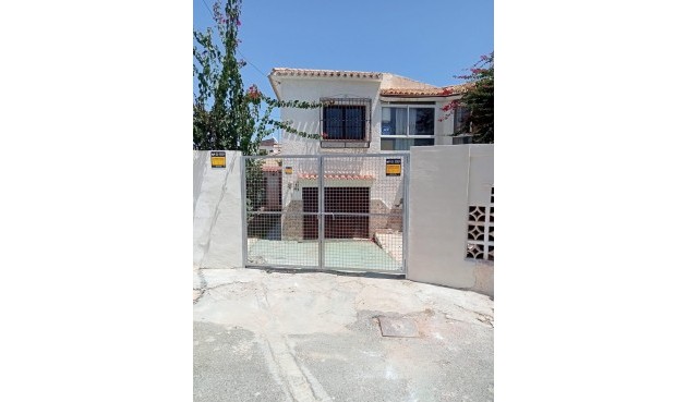 Reventa - Villa -
Orihuela Costa - Punta Prima