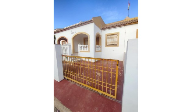 Återförsäljning - Bungalow -
Torrevieja - Torretas