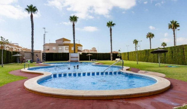 Återförsäljning - Bungalow -
Torrevieja - Torretas