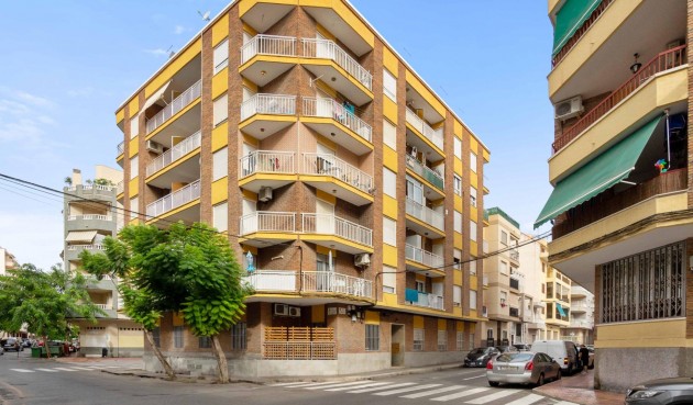 Resale - Apartment -
Torrevieja - Playa del Cura