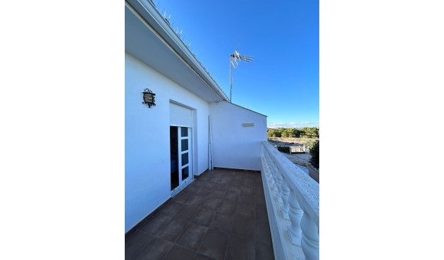 Återförsäljning - Villa -
Torremendo - Costa Blanca