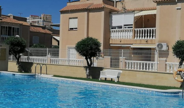 Återförsäljning - Bungalow -
Torrevieja - aguas nuevas