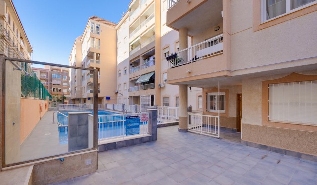 Återförsäljning - Apartment -
Torrevieja - Costa Blanca