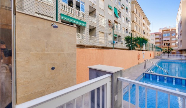 Återförsäljning - Apartment -
Torrevieja - Costa Blanca